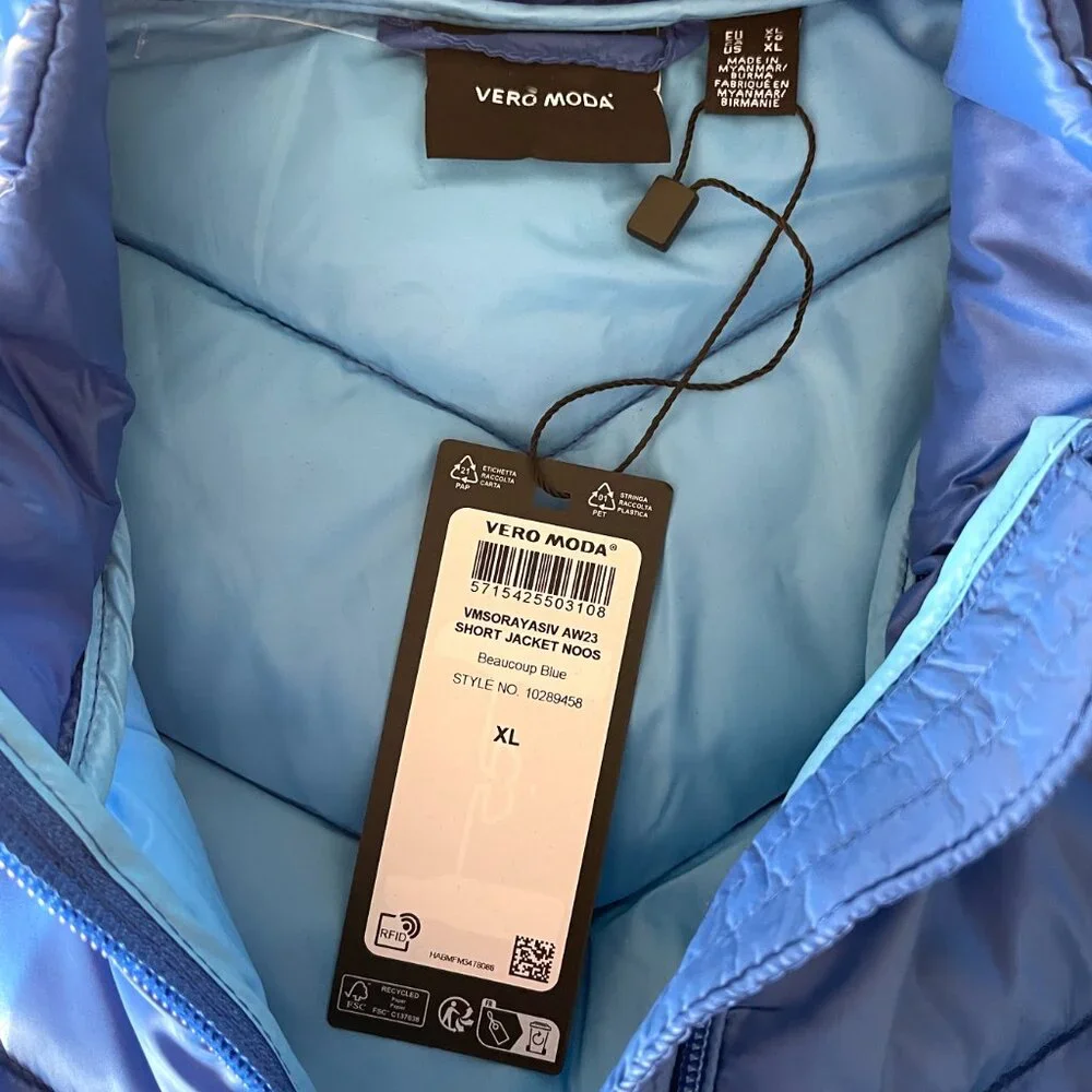 Vero Moda‎ Short Puffer Jacket